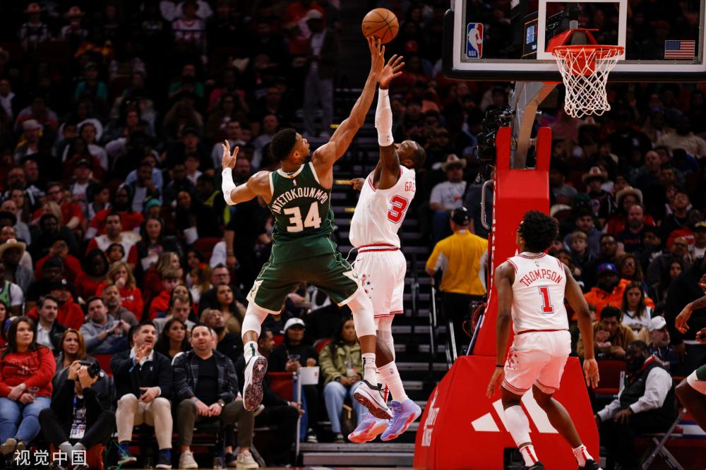 李霄鹏执教 李霄鹏执教